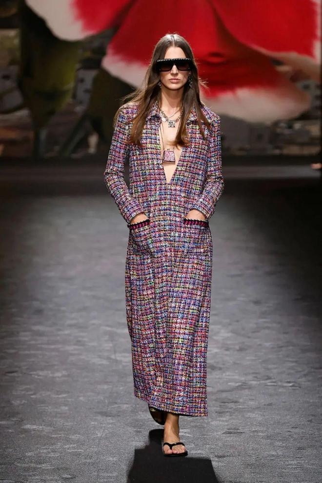 Chanel 2024春夏系列度假休闲也优雅阳光活力也时尚(图2)