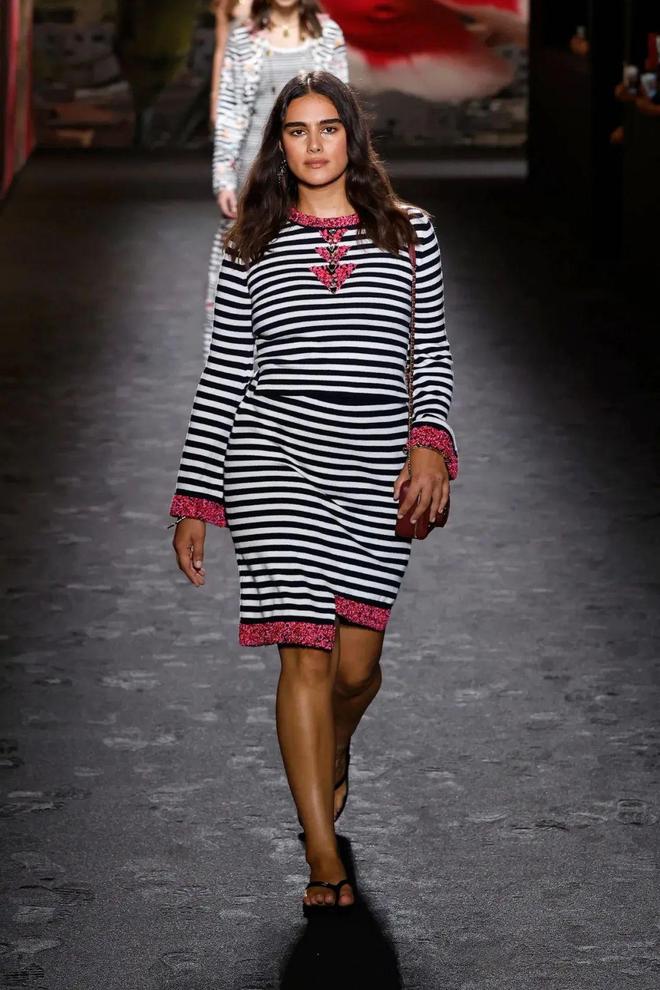 Chanel 2024春夏系列度假休闲也优雅阳光活力也时尚(图32)