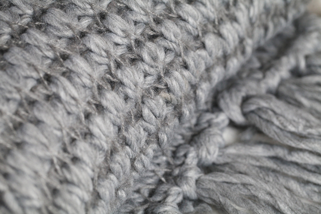 米歇尔自然卷发照片蹿红网络 获赞近10万