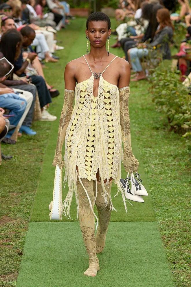 针织设计 度假风元素针织服装