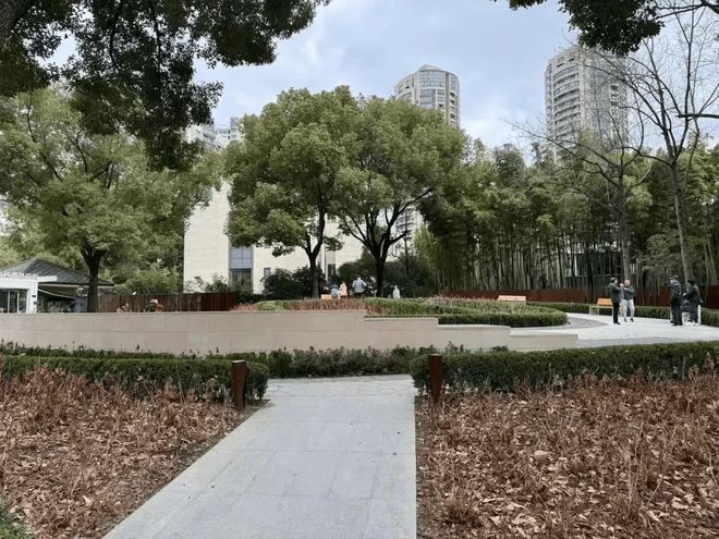 盛大开幕@信达信安里售楼处官方发布:信达信安里执掌未来潮流消费(图34)