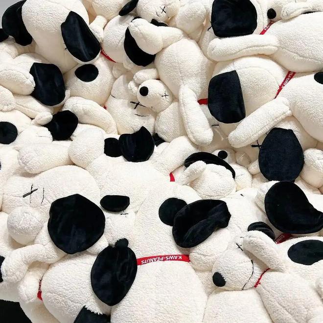 丧尸级疯抢「优衣库 x Kaws」还会重现吗？(图9)