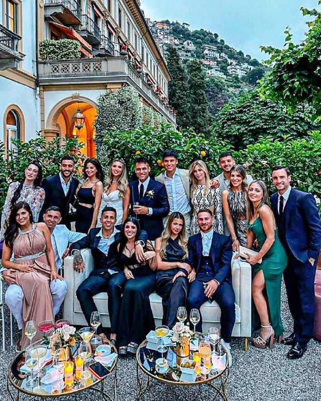 阿根廷劳塔罗资产过亿娶娇妻生儿女人生圆满妻子穿搭挺前卫(图8)