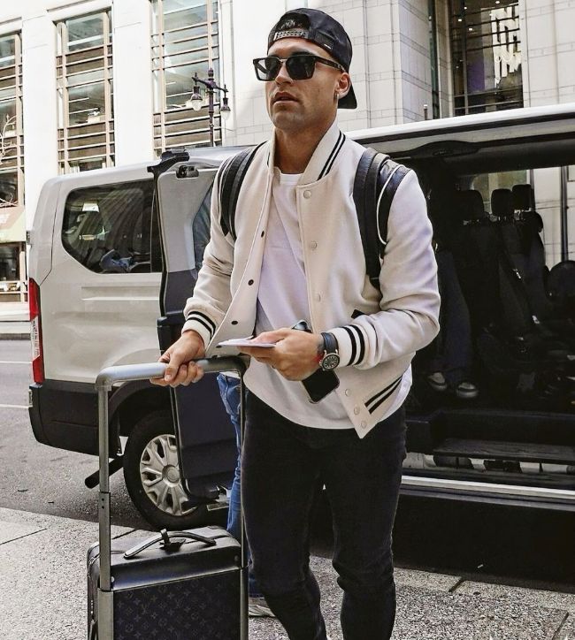 阿根廷劳塔罗资产过亿娶娇妻生儿女人生圆满妻子穿搭挺前卫(图5)