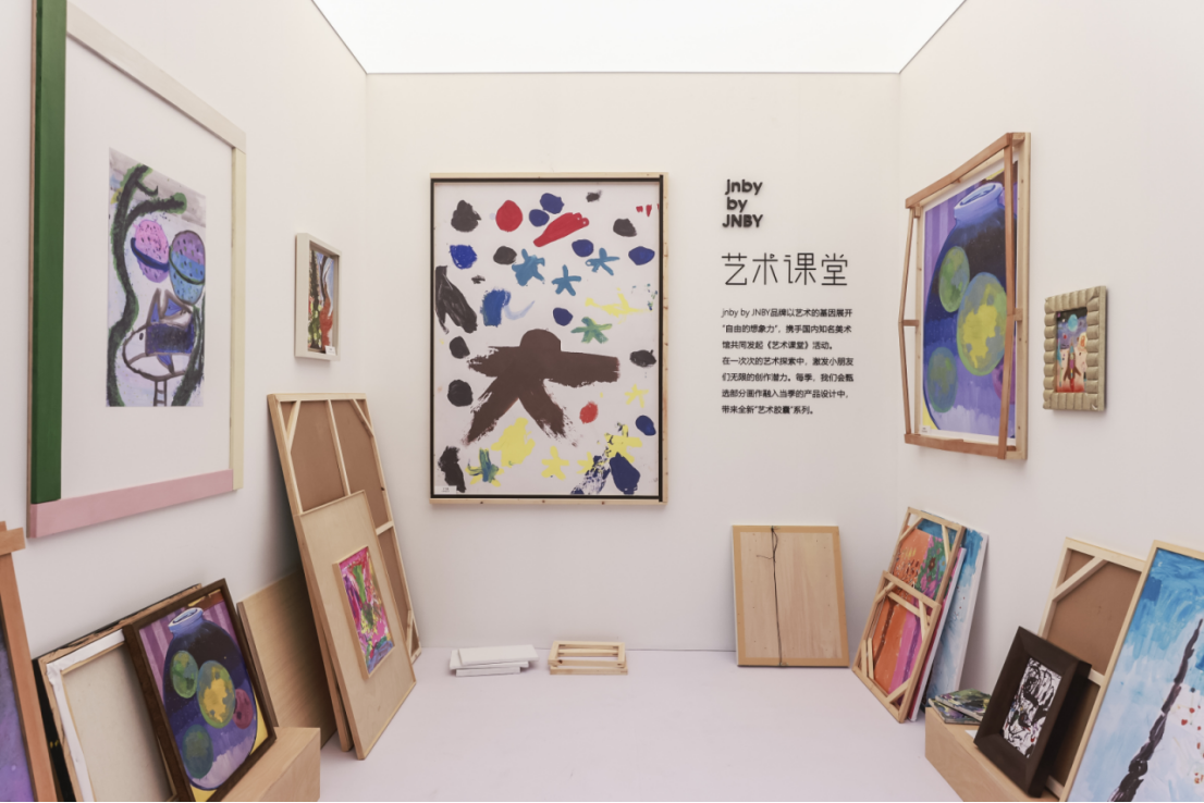 从画布到童装江南布衣童装艺术课堂让孩子的想象“穿”进日常