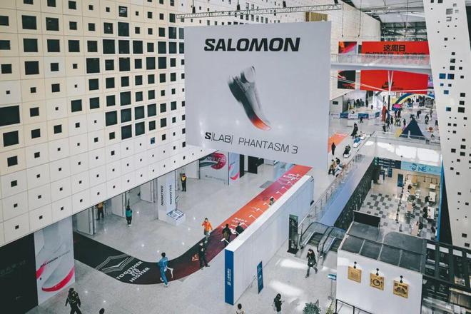 “伊”手快报 在山野、在旅途中、在香气里：冬日的生活方式想象(图2)