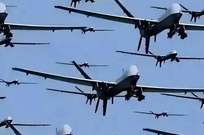 突发特讯！硬刚普京？泽连斯基惊人自曝：91架无人机掀翻棋盘西方炸了锅(图3)