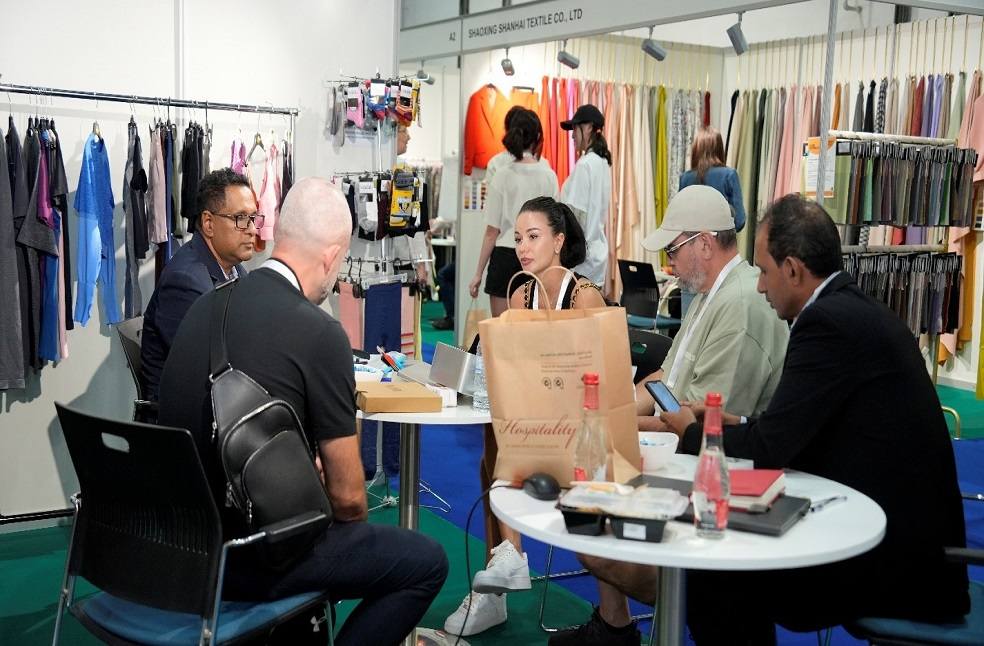 【敬业奉献类】2025年下半年度“邵阳好人”候选人事迹展示评议页面