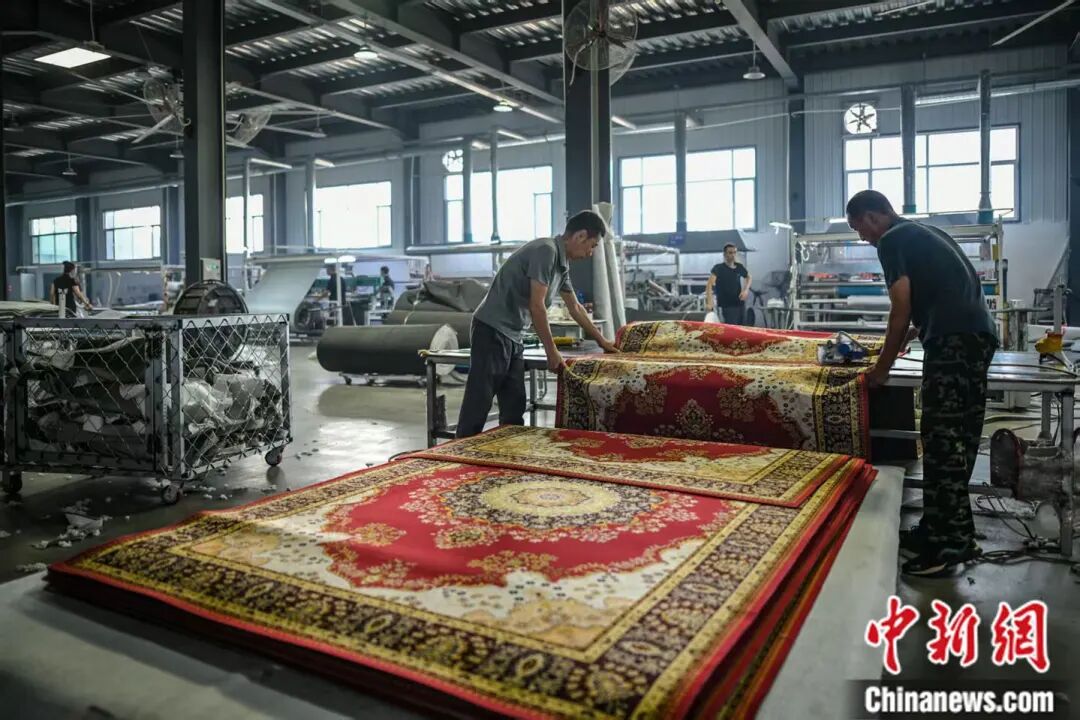 5秒成毯天津这座小镇何以织出全球生意经?(图2)