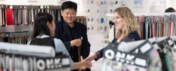 出海攻略：在五连冠的巴黎展上马到功成(图2)